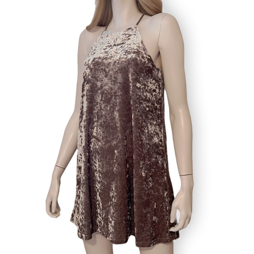 DESIGN LAB Lord & Taylor Dress Cocktail Party Stretch Crushed Velvet Sleeveless